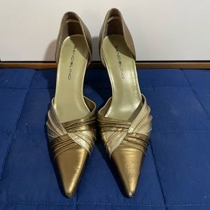 Gold Bandolino heels